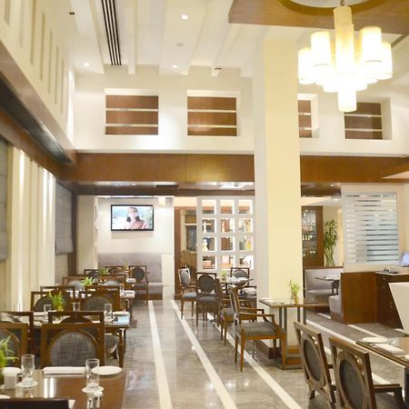 The Acura, Bmk Hotel Gurgaon Ngoại thất bức ảnh